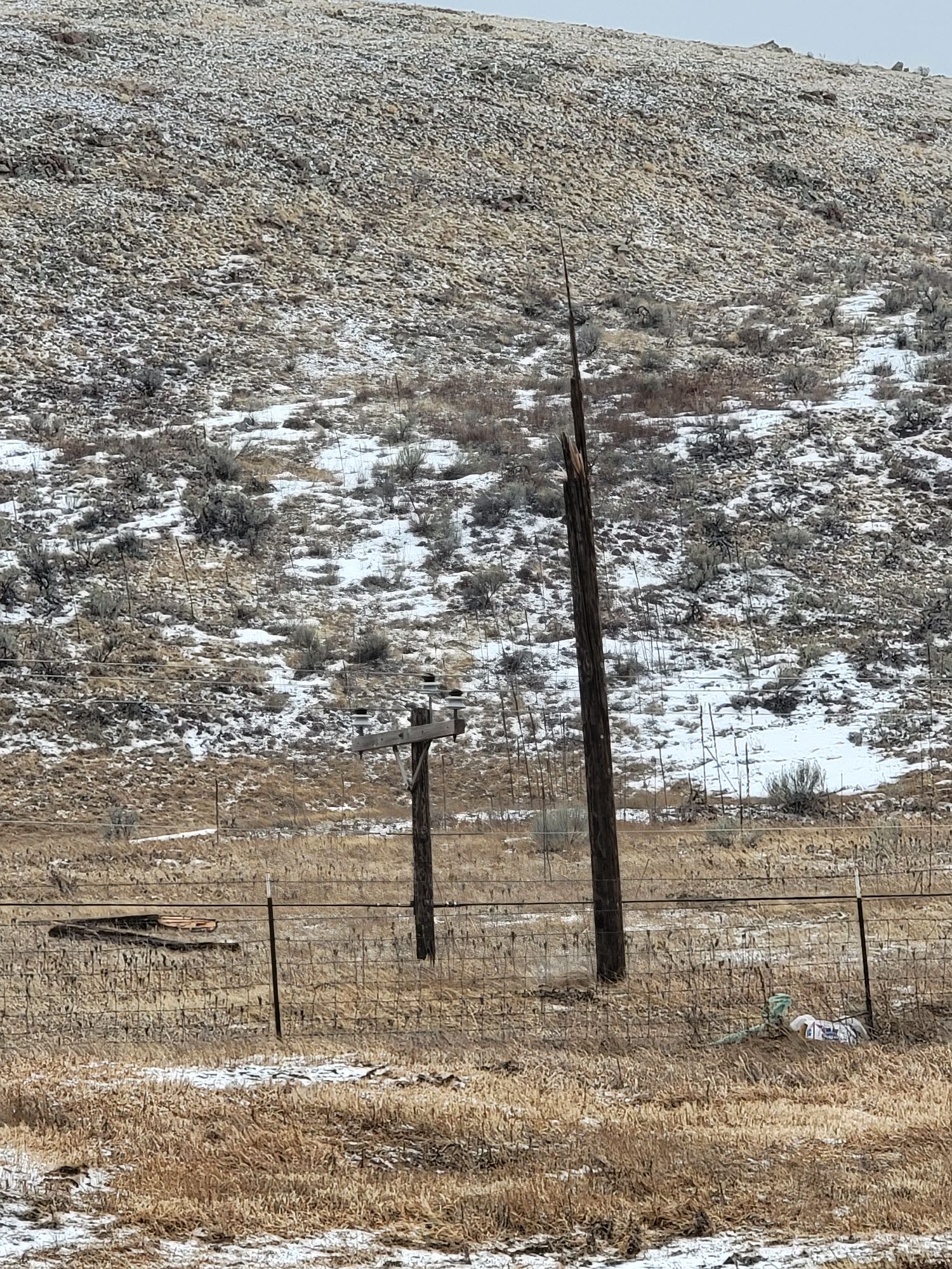 Power Outage 12/28/2022 Five Broken Poles On US - 64 Between Angel Fire ...